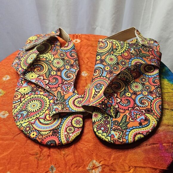 Unbranded Shoes - Women’s Multicolor Paisley Slip-On Flat Sandals Bow Accent EU 40 US 9